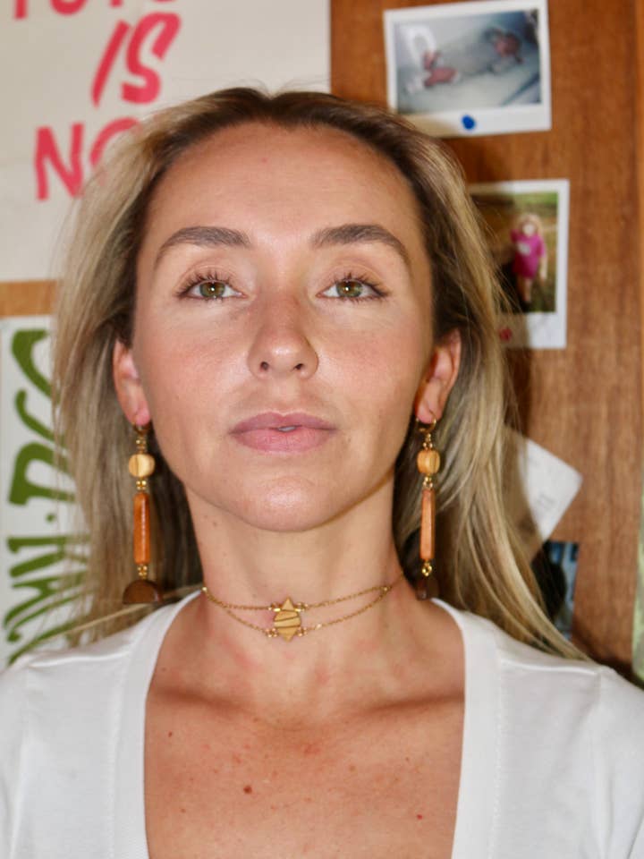 Kelly Choker for wholesale by Beneath the Bark