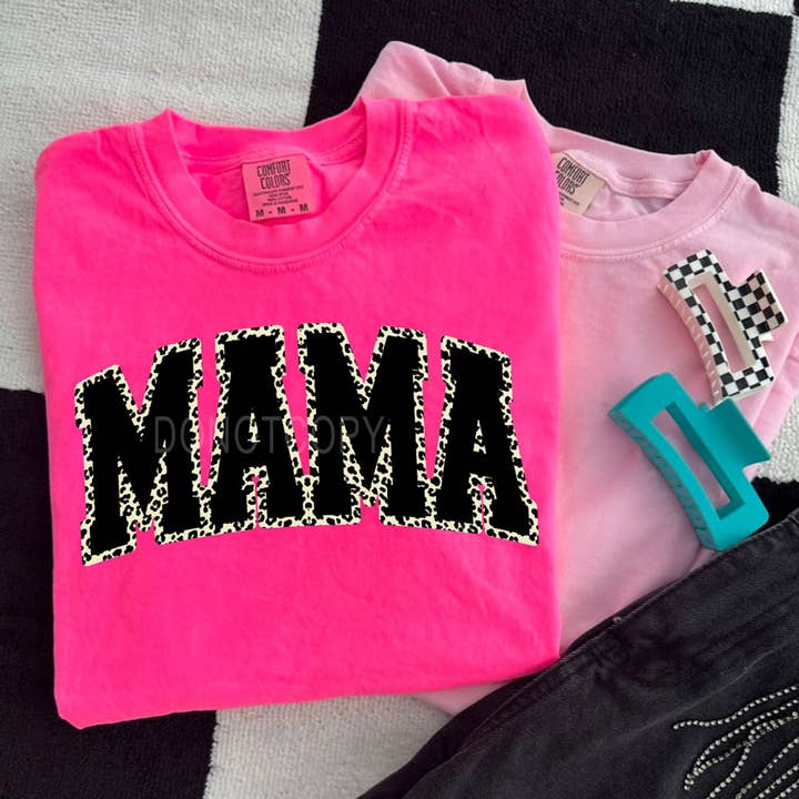 Trendy Tee Co. - Vendita all'ingrosso Maglietta serigrafata - Donna - Maglietta Leopardata Curva Mama0