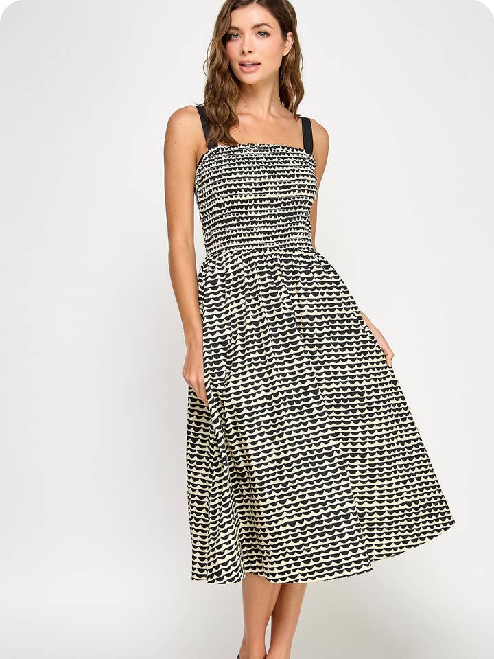 Strut & Bolt - Wholesale Dress - Women's - Scallop Print Smocked Midi Dress