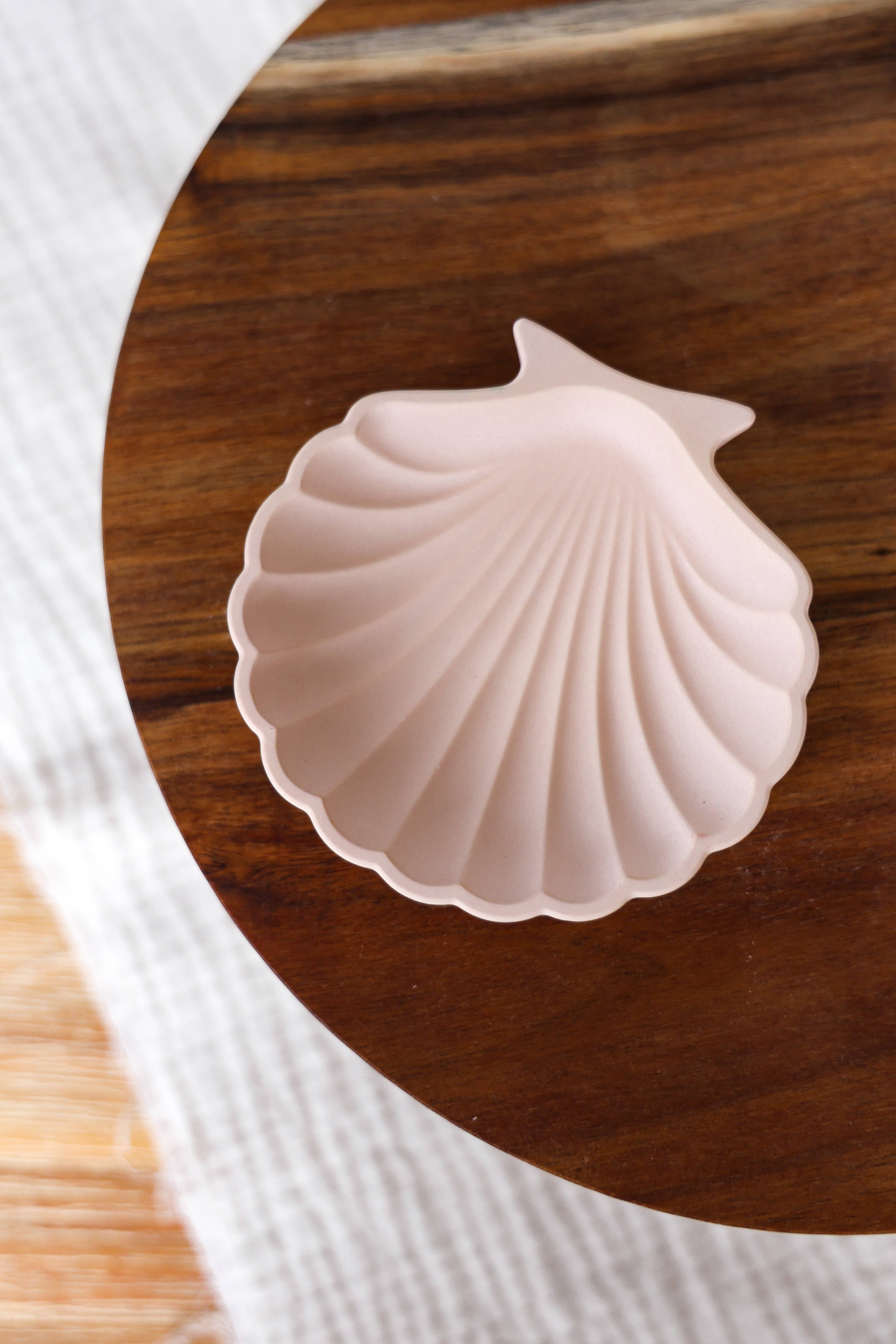 Niki Candle - Wholesale Decorative Plate/Dish/Bowl - Flat mussel bowl - handmade2