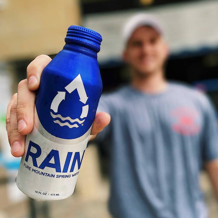 RAIN Pure Mountain Spring Water - Wholesale Sparkling Water - Quarter-pallet (20 cases) RAIN 16oz Spring Water2