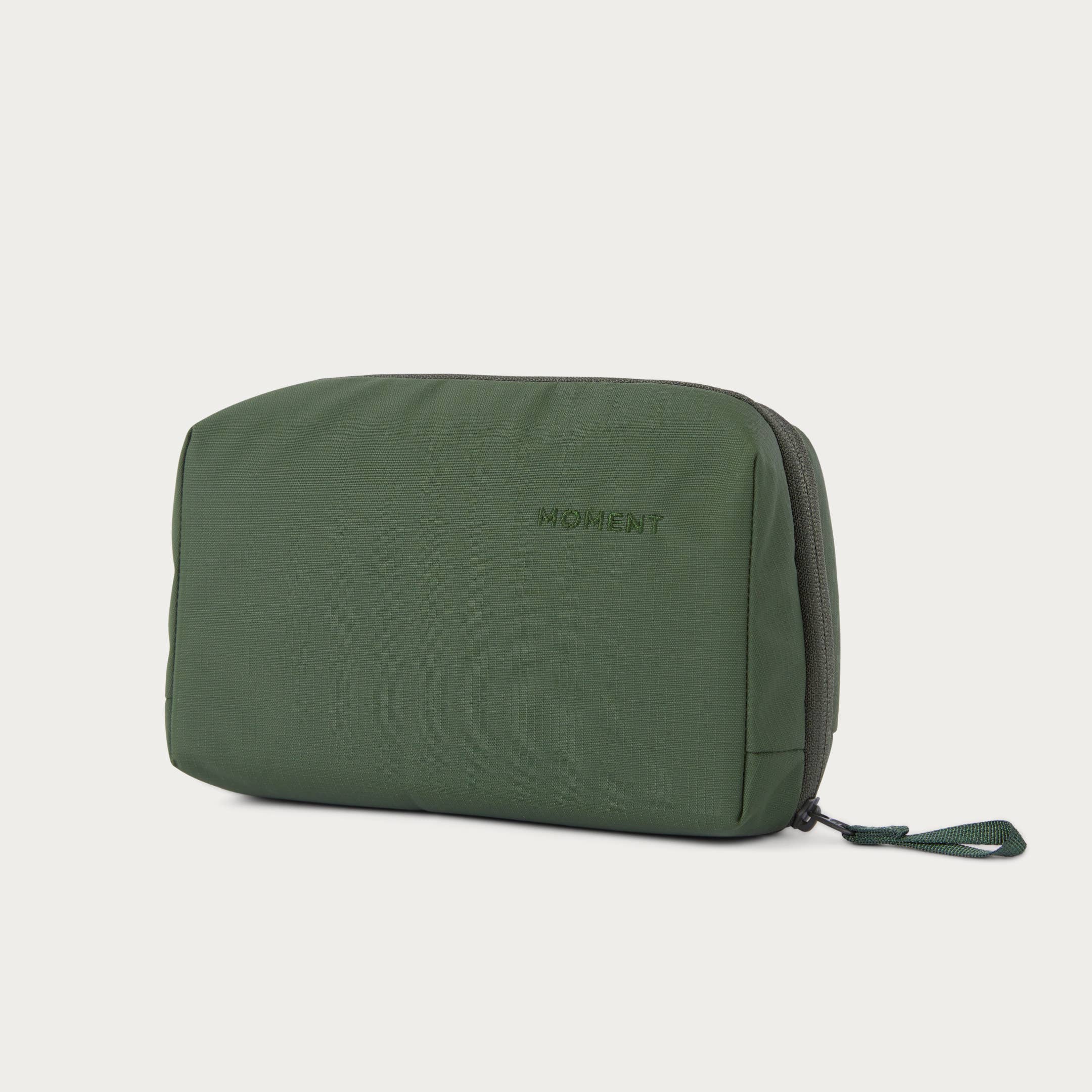 Moment - Wholesale Pouch - Unisex - Moment Everything Tech Organizer0