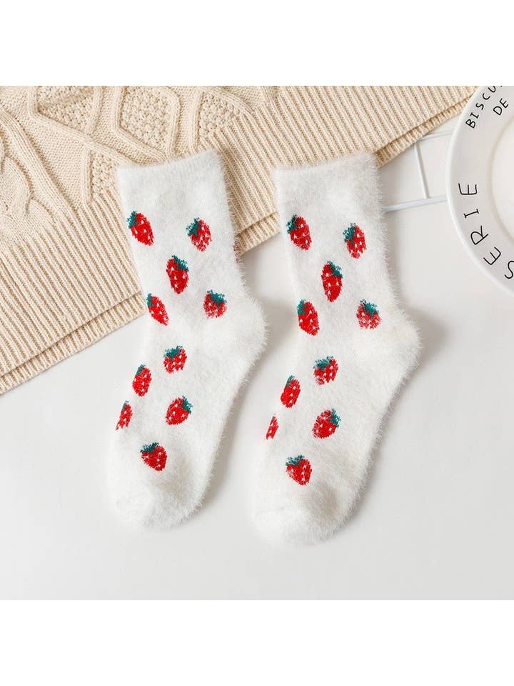 JOSSLYN by wall to wall - Wholesale Socks - Women's - WARM CHINLON SOFT FLEECE FUZZY SOCKS | 40S020536