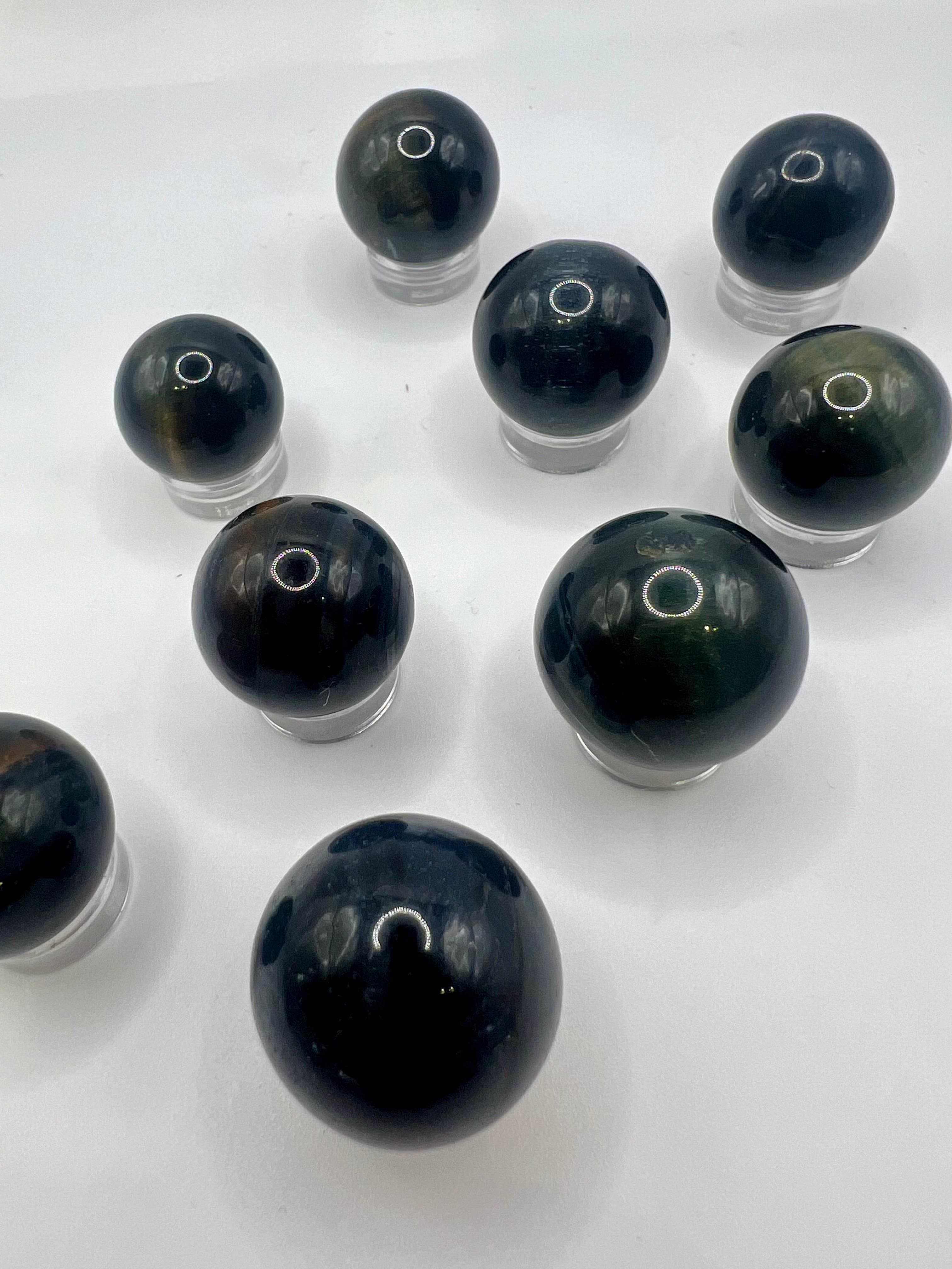 Oils and Auras - Wholesale Spiritual Stone/Crystal - Mini Hawkeye Sphere