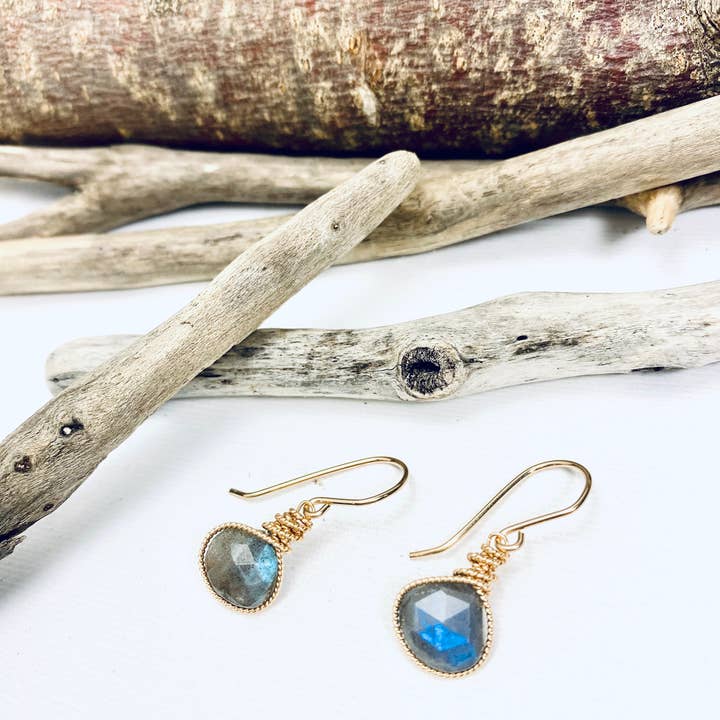 Laura J Designs – Brincos de argola por atacado – Brincos de gota0