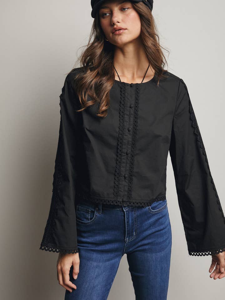 Blouse Courte à Garniture Œillet FT0018 pour la vente par Forte