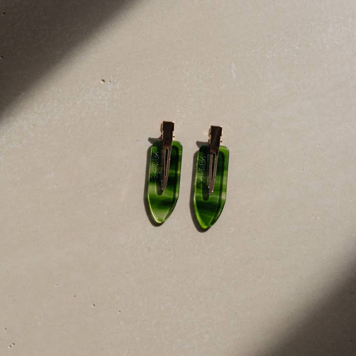 Peignee Paris - Wholesale Hair Clip - Women's - Emerald hair clips (pair)