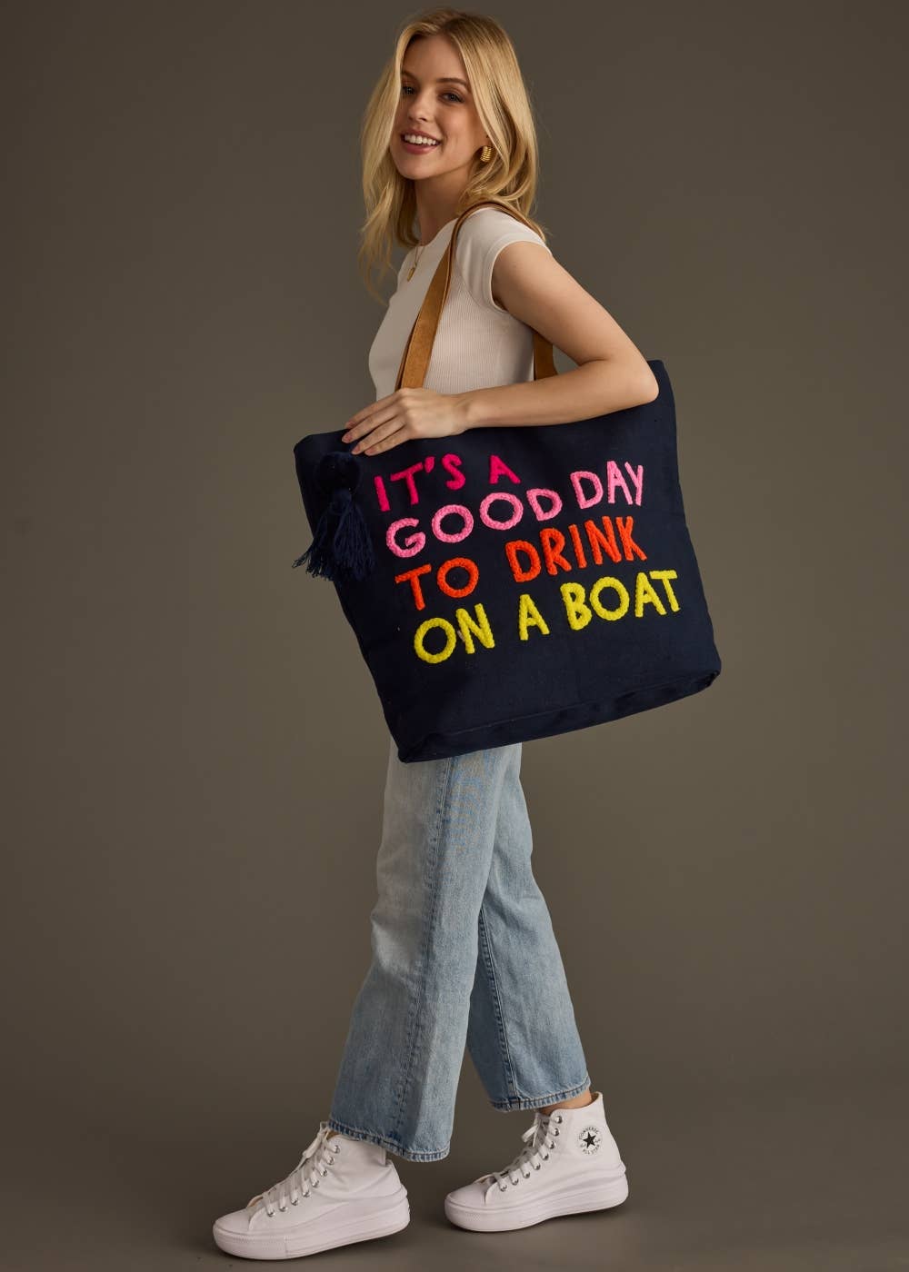 Panache Apparel Co. - Wholesale Tote Bag - Women's - Navy Drink On A Boat Tote4