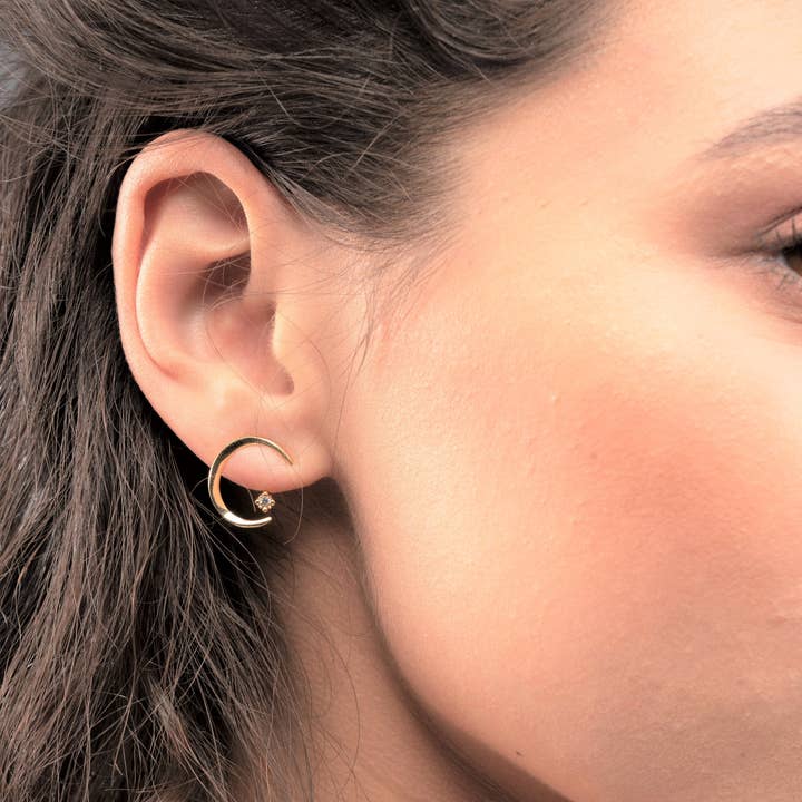 Diat - Wholesale Huggie Earrings - Moon Earrings1