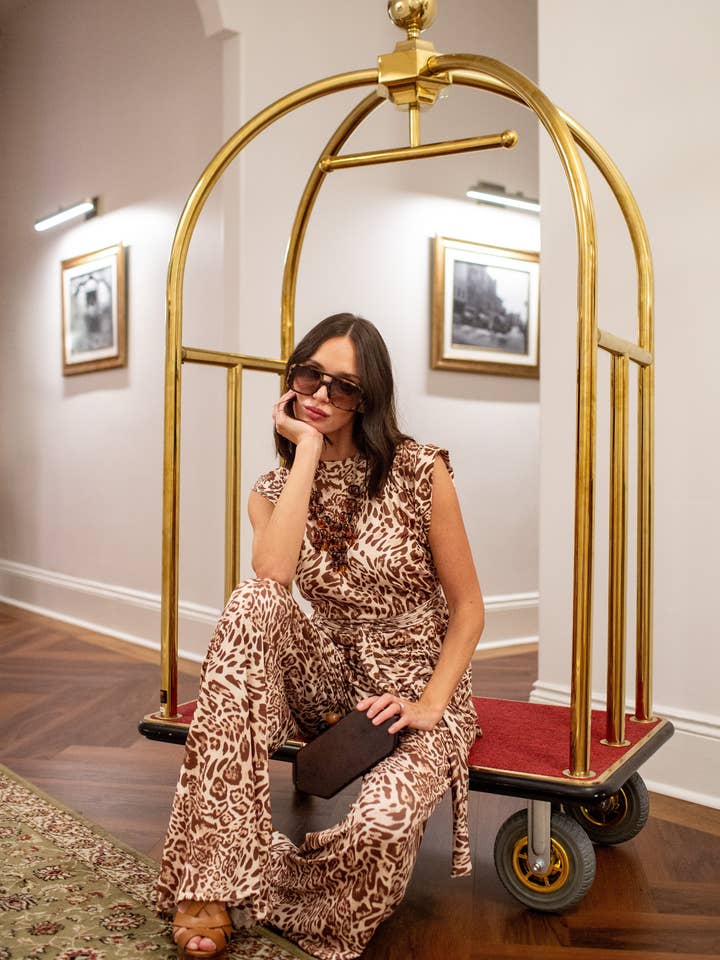 Set Tunica e Palazzo Champagne Feline per la vendita all'ingrosso da parte di Jennafer Grace