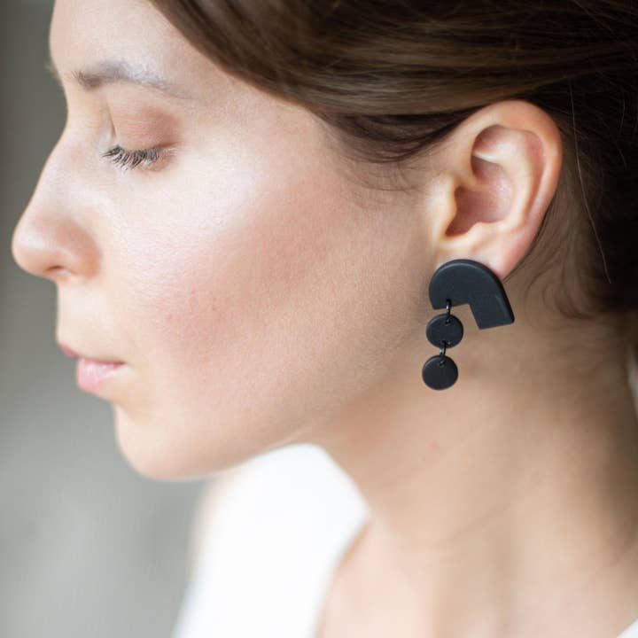 Dangle Earrings Niomi for wholesale by MB Mune, 305904738