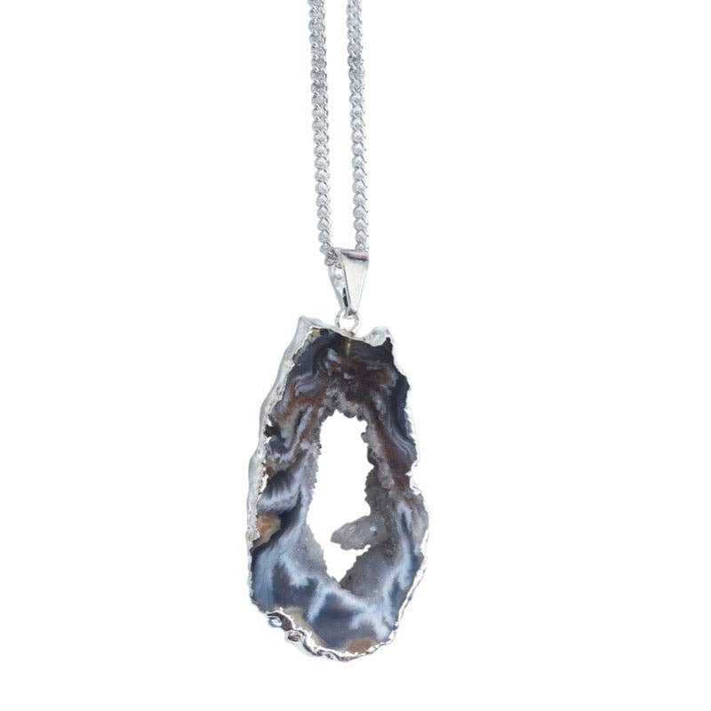 Crystal and Sage - Wholesale Pendant/charm necklace - Ananda Agate Slice Gemstone Necklace5