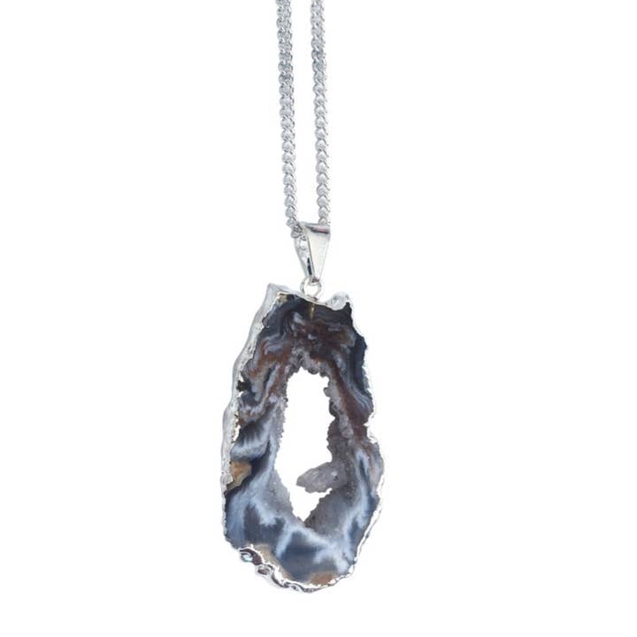 Crystal and Sage - Wholesale Pendant/charm necklace - Ananda Agate Slice Gemstone Necklace5