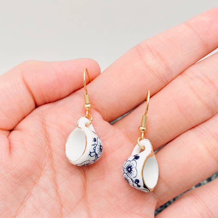 Mio Queena - Wholesale Dangle Earrings - China Ceramic Teapot & Tea Cup Charm Dangle Earrings4