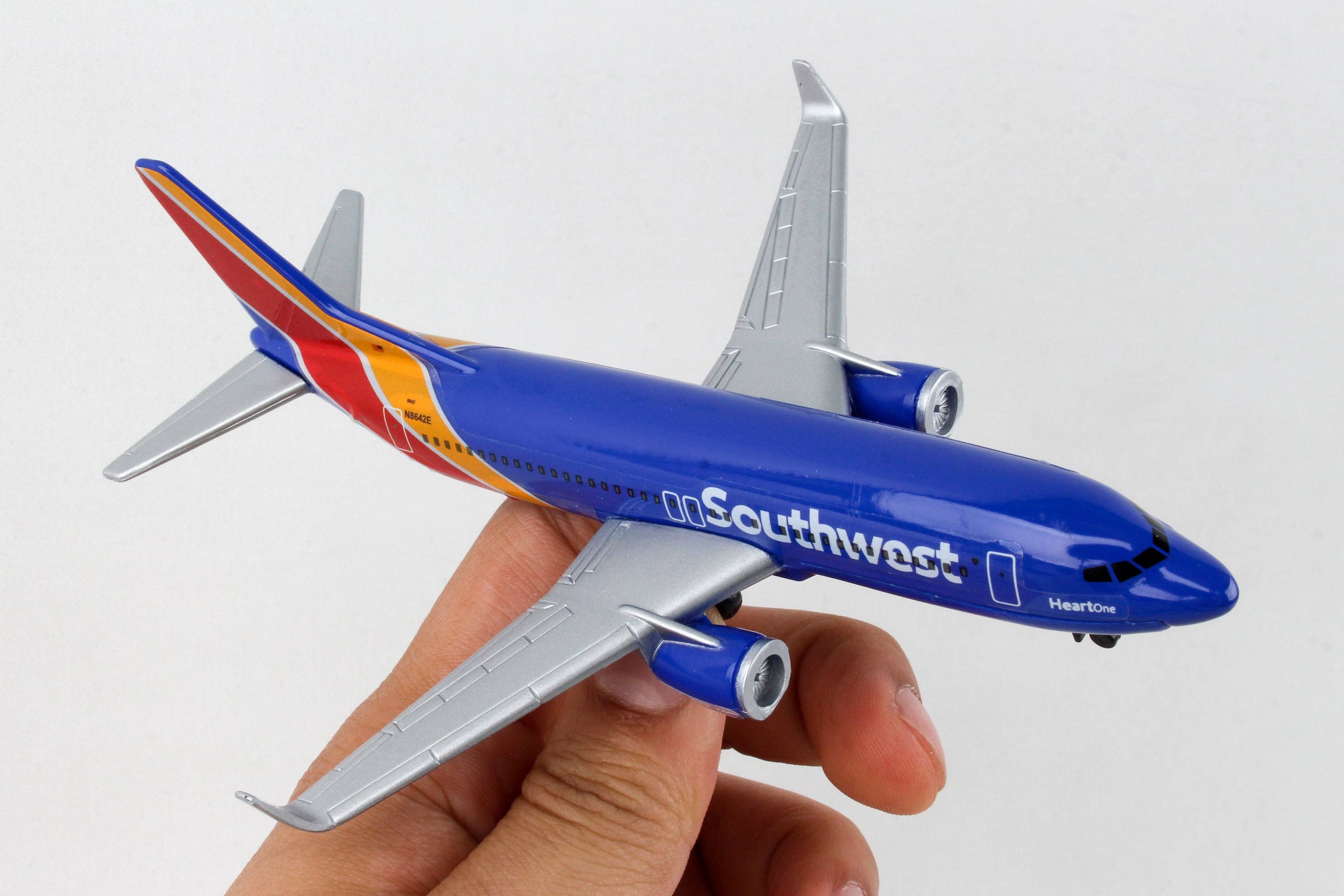 Daron Worldwide Trading - Vente Avion miniature – enfant - Avion unique RT8184-1 Southwest Airlines de Daron Toys6