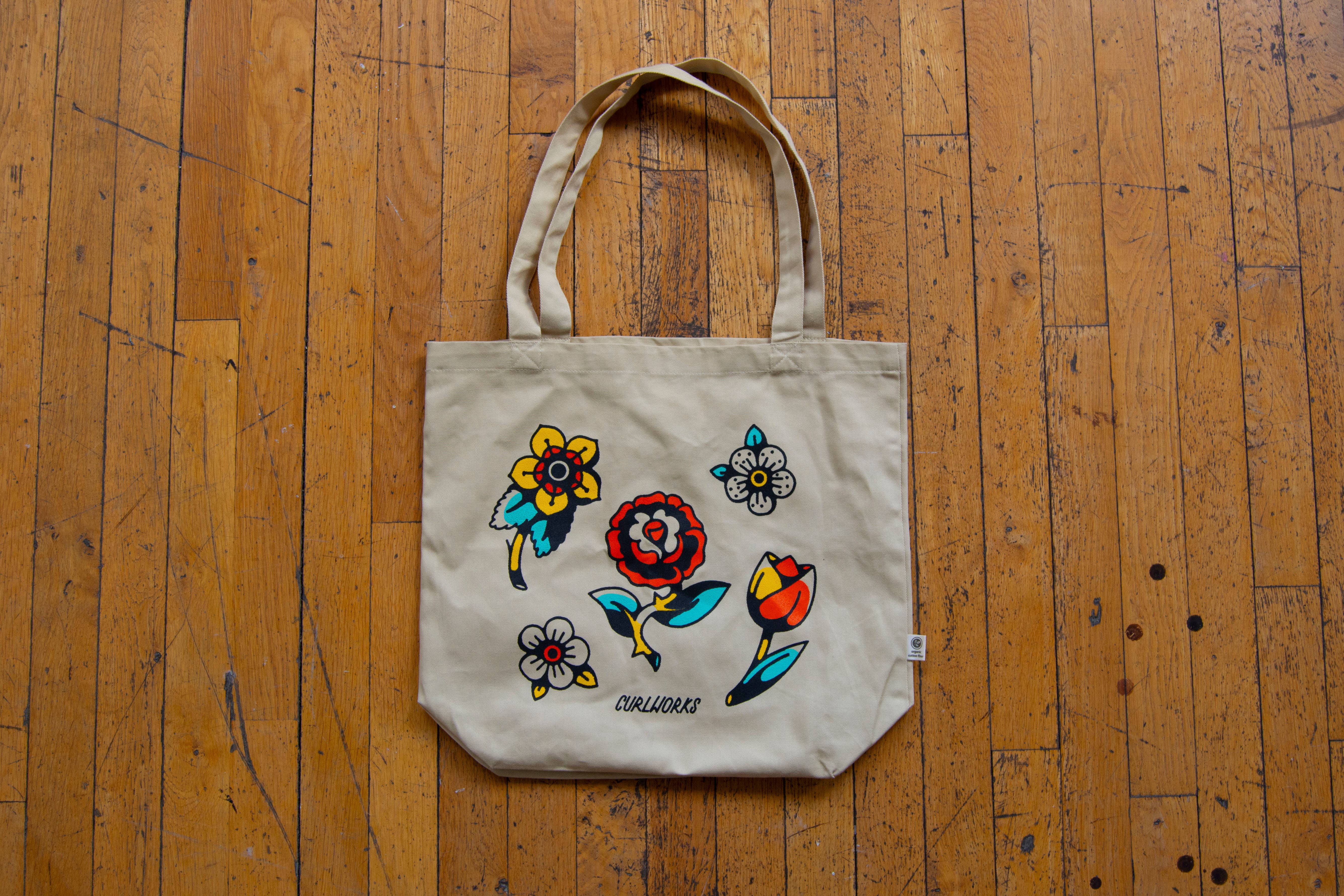 Curlworks – wholesale Tote bag – Unisex – American Traditional Flowers Organic Cotton Tote Bag2