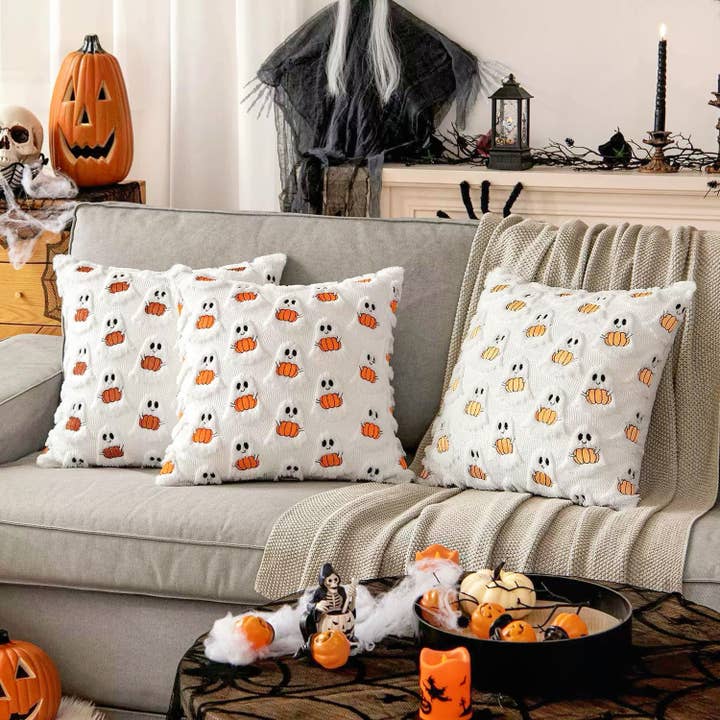 FLUFFERY - Wholesale Throw/Decorative Pillow - Ghost & Pumpkin Throw Pillow 18x18 – With Insert4