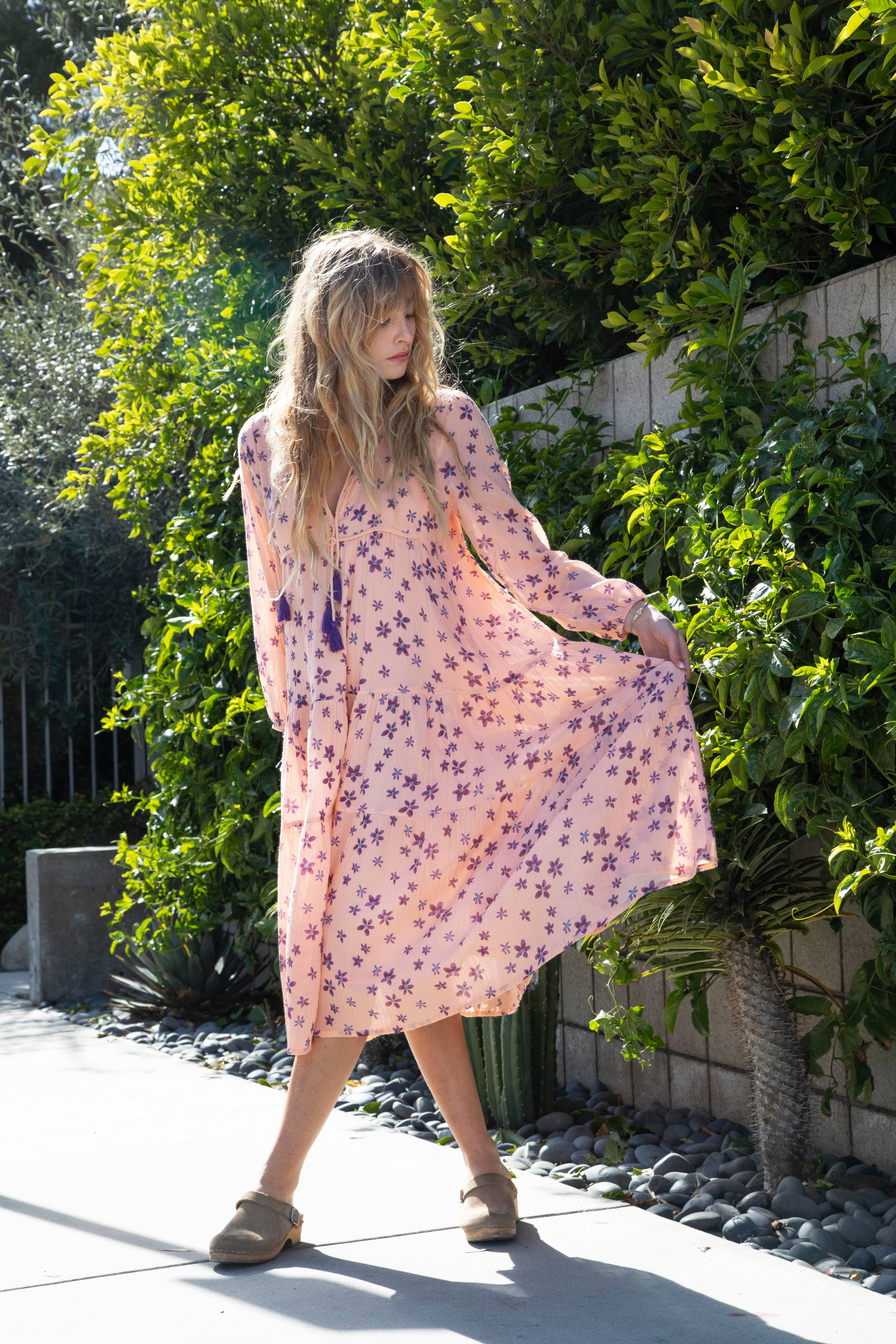 Blue Boheme – Engroshandel Kjole - Dame – Marisa midi-kjole med print i koralfarve5