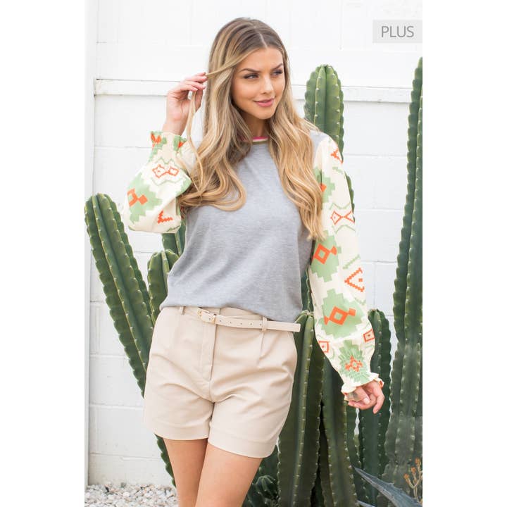 /Maat XL/ Top met gesmokte manchetten en patroonmouwen voor wholesale door THML