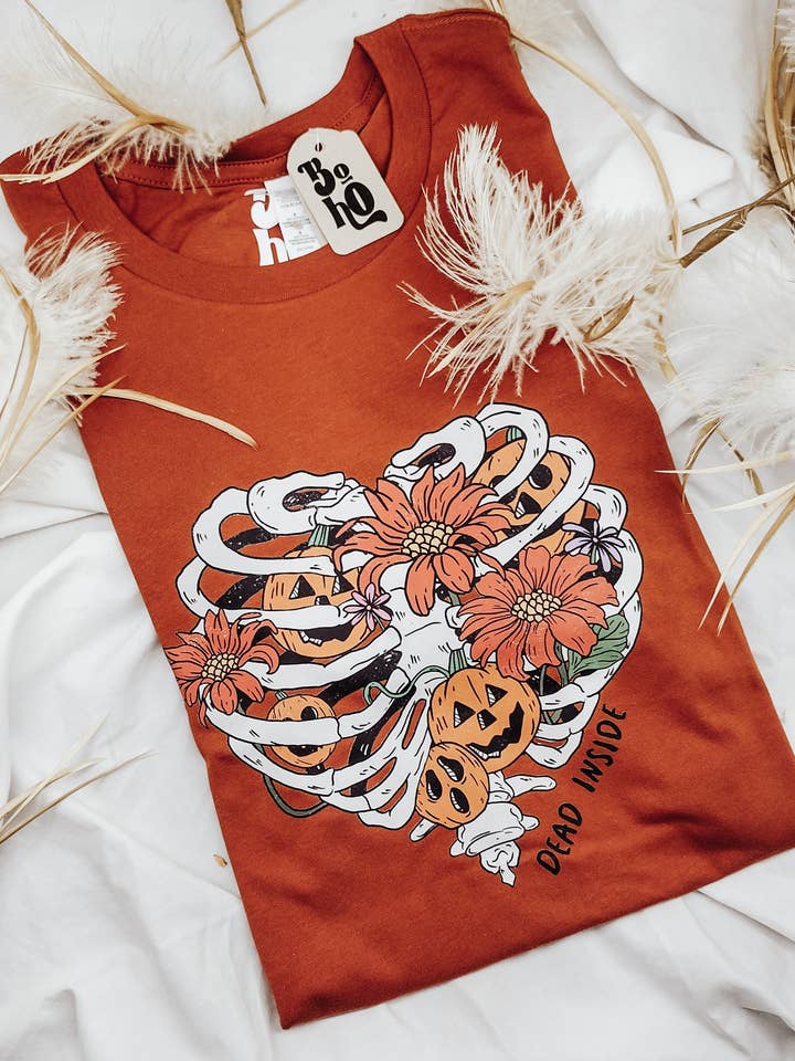 T-SHIRT DEAD INSIDE HALLOWEEN pour la vente par Buena Onda House of Originals