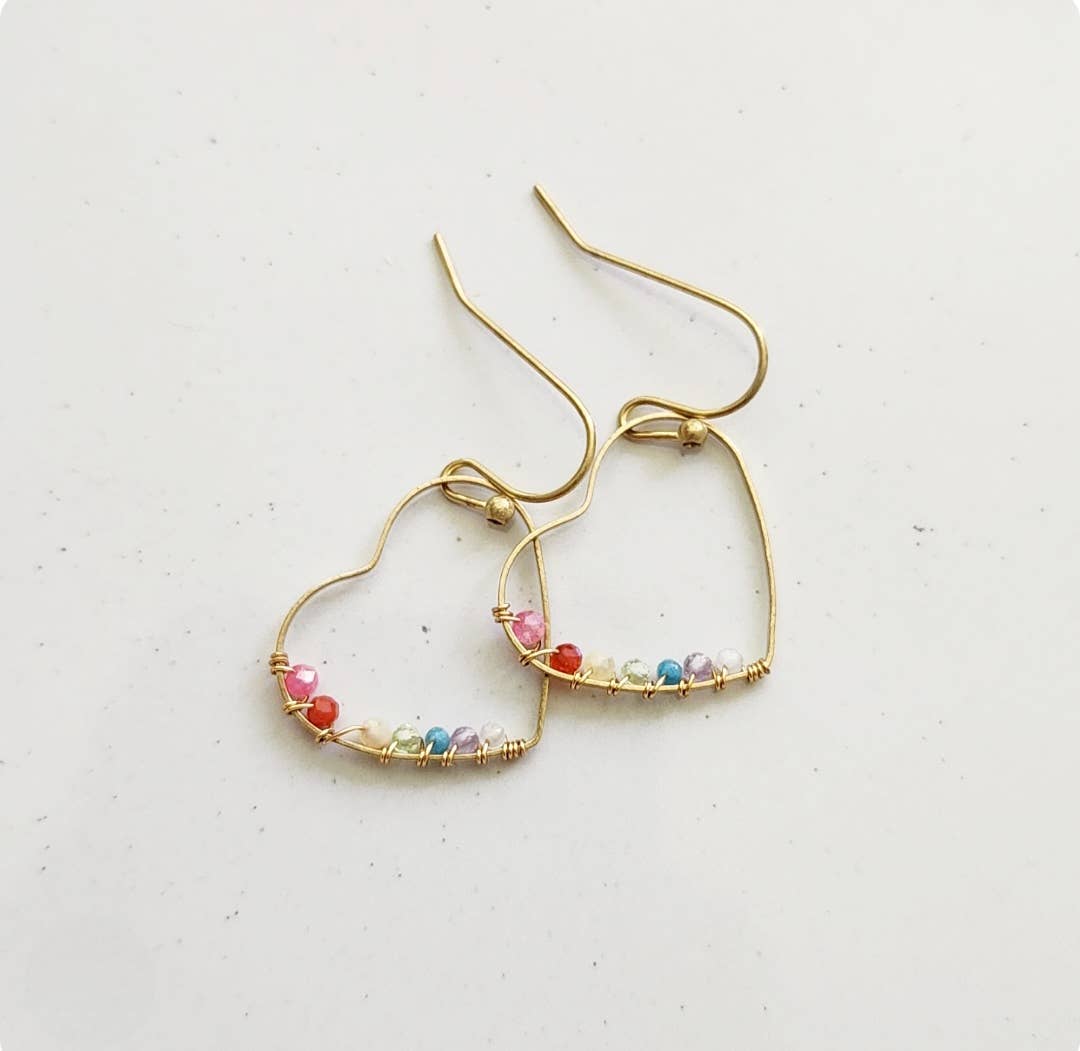 Sara Sela Jewelry - Venta al por mayor Pendientes colgantes - Pendientes colgantes de corazón con piedras preciosas arcoíris envueltas en alambre