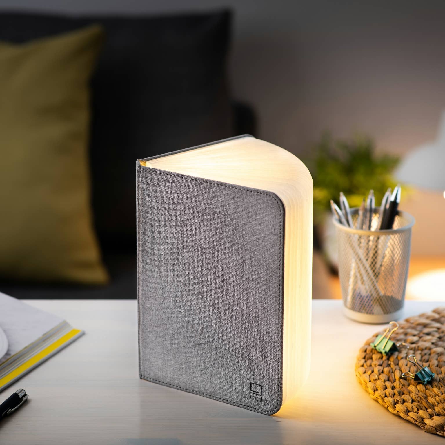 Gingko Design EU - Wholesale Booklight - Linen Fabric Smart Book Light14