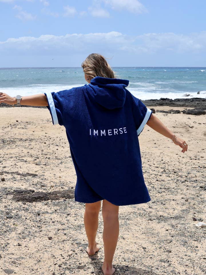 Immerse - Wholesale Poncho - Women's - Surf Poncho4