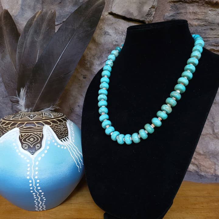 Horse Spirit Studio - Wholesale Beaded/Pearl Necklace - Native Navajo made Turquoise, Spiny Oyster shell Necklace