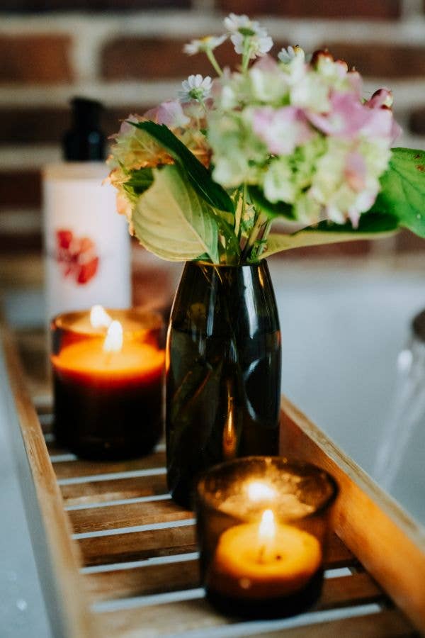 Old Green – wholesale Vase – Recycled Olive Green Glass 'Piccolo' Flower Bud Vase4