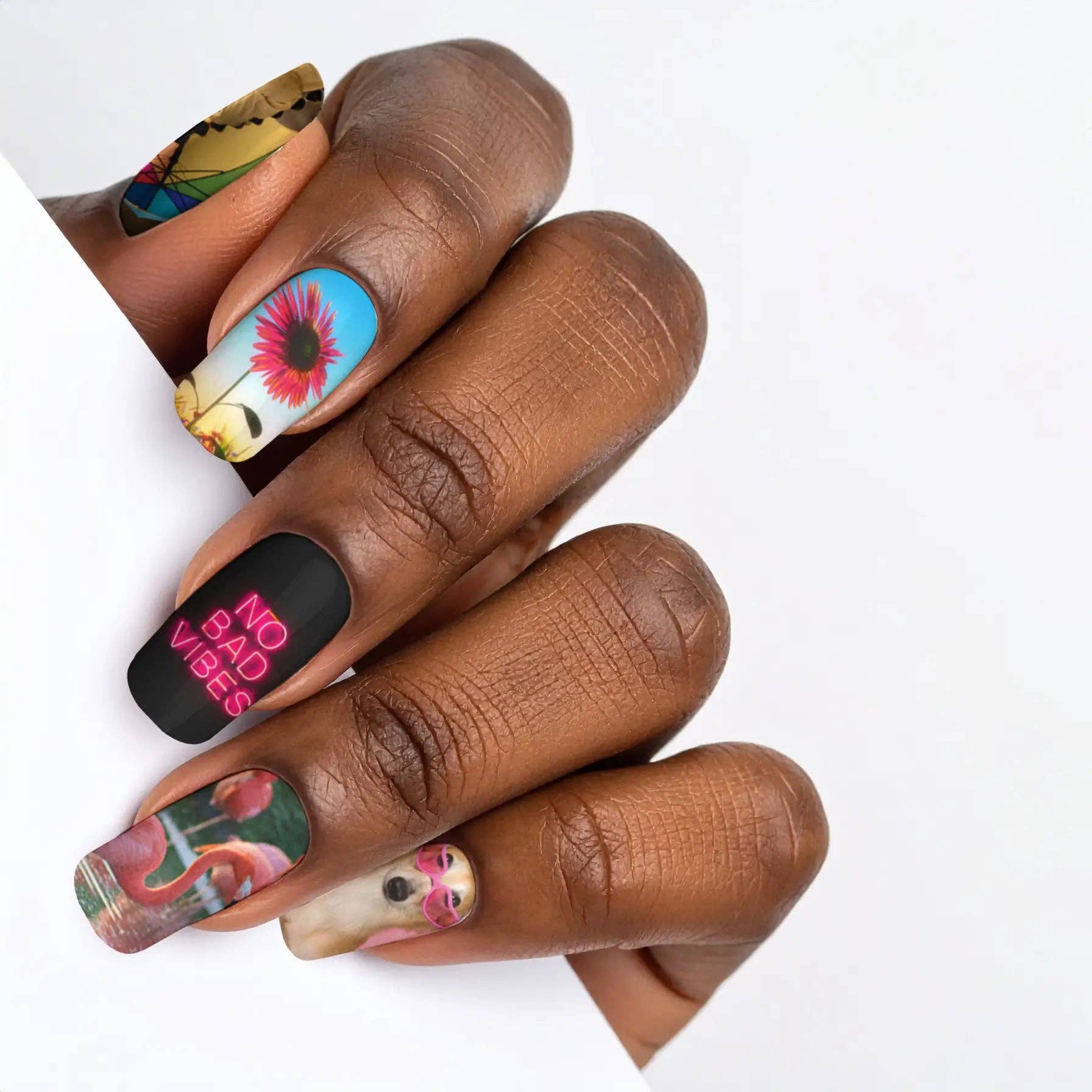 FYNE BODY - Wholesale Press-on/fake nails - Design Your Own Custom Press-On Nails - Oval95