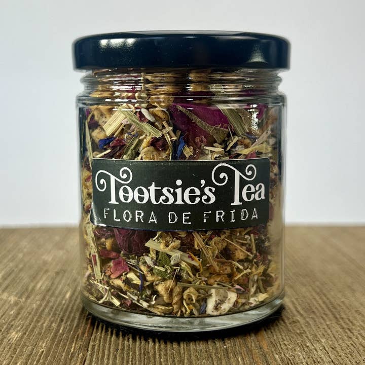 Pot à thé Flora De Frida pour la vente par Tootsie's Tea