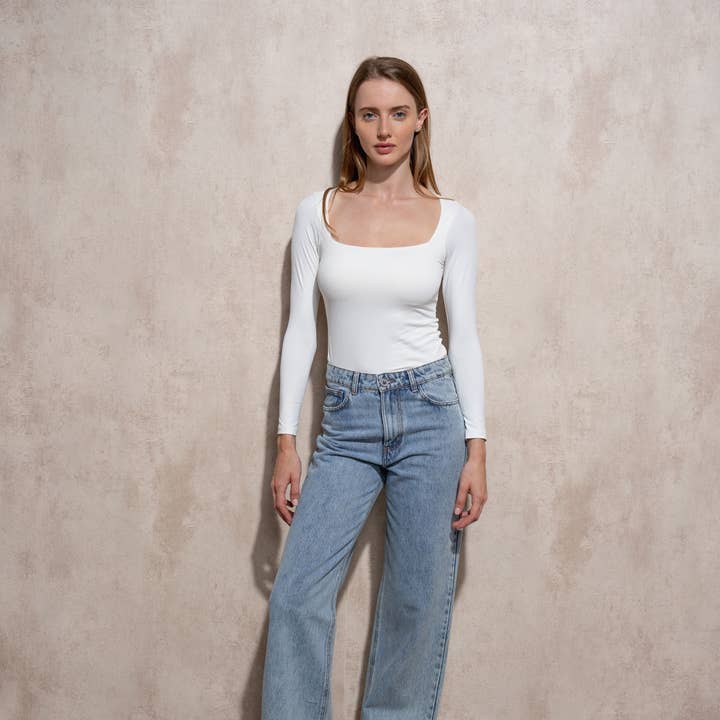 251517 - CALÇAS 100%CO and other Purchase Wholesale calcetines economicos. Free Returns & Net 60 Terms on Faire trending on Faire.