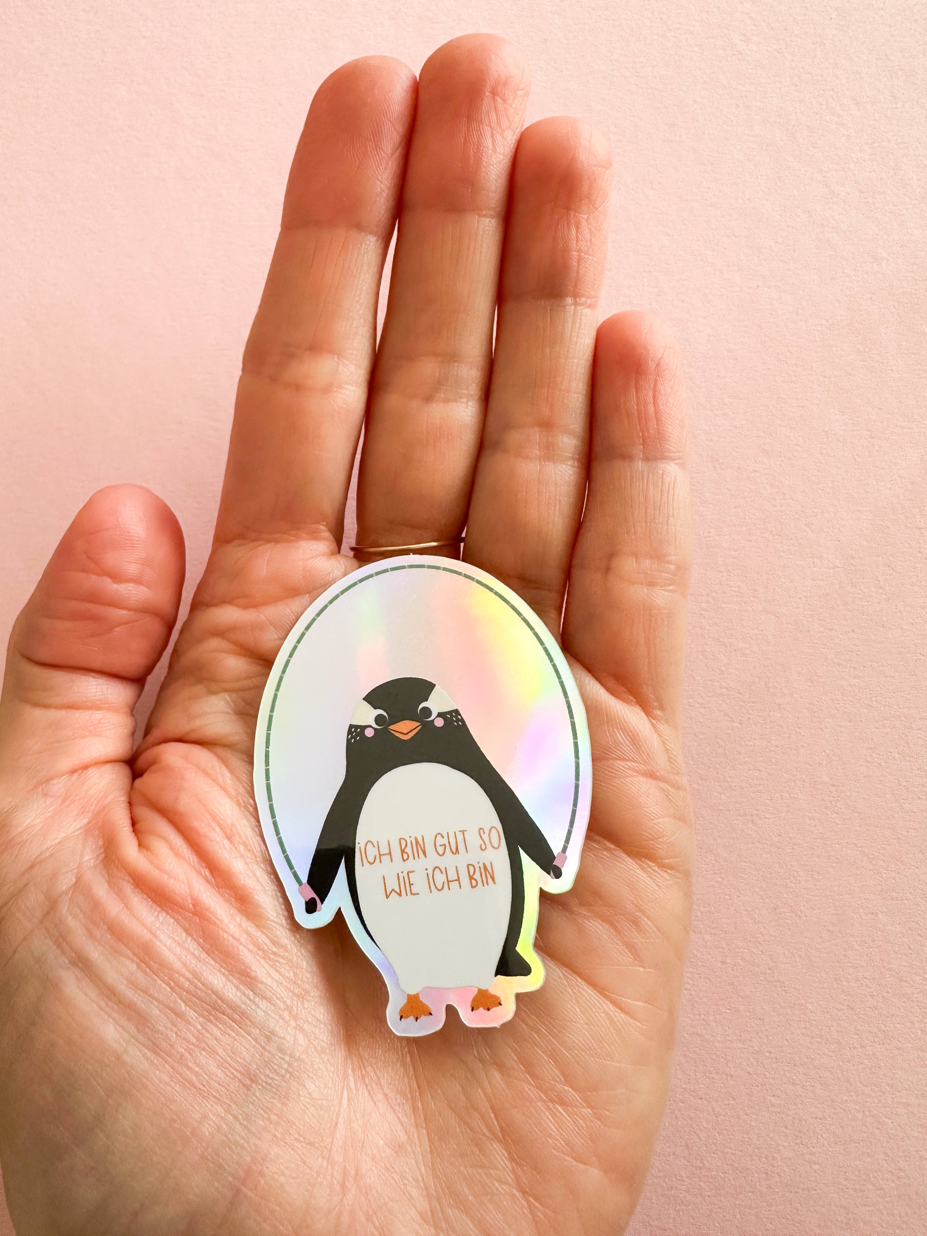 StudioSonna - Wholesale Sticker - Holografische sticker pinguïn Ik ben goed zoals ik ben1