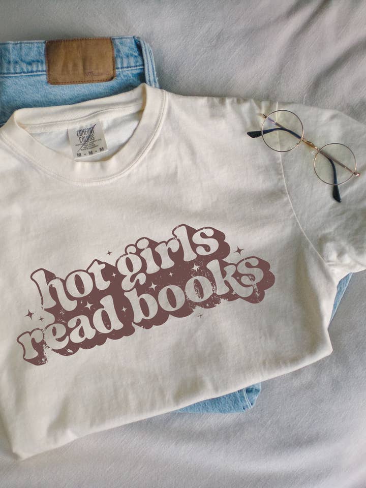 Chloe Vs Tank - Wholesale T-Shirt (Graphic) - Unisex - Hot Girls Read Books Tee *11 Colors (S-3X)