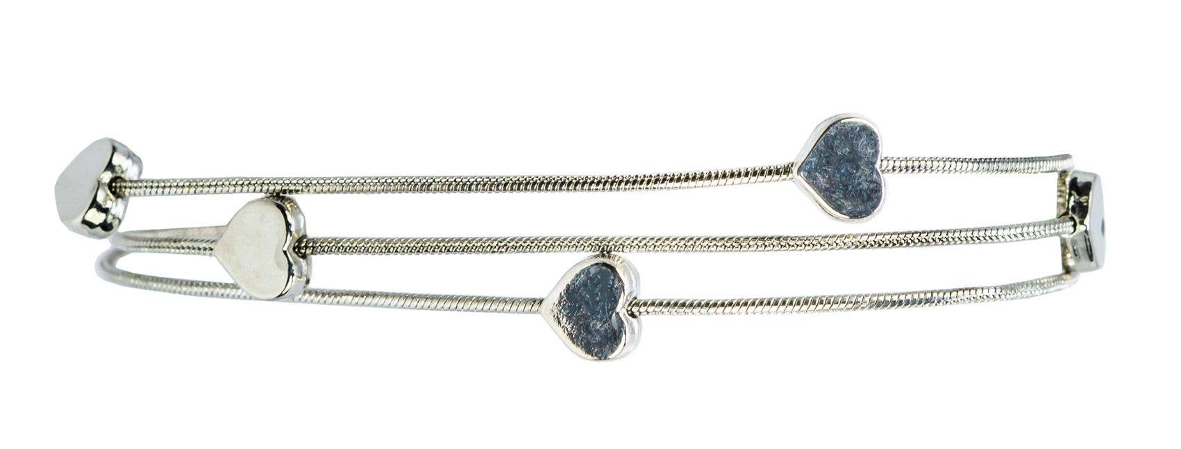 Status Collections - Wholesale Charm/dangle bracelet - Silver Heart Bracelet