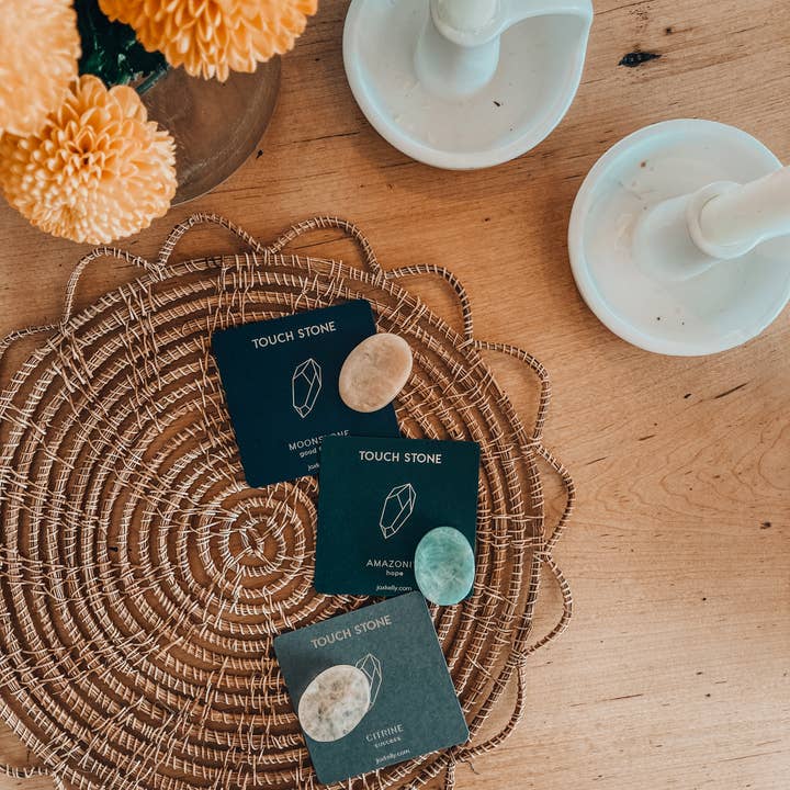 JaxKelly - Wholesale Spiritual Stone/Crystal - Touch Stone - Moonstone4