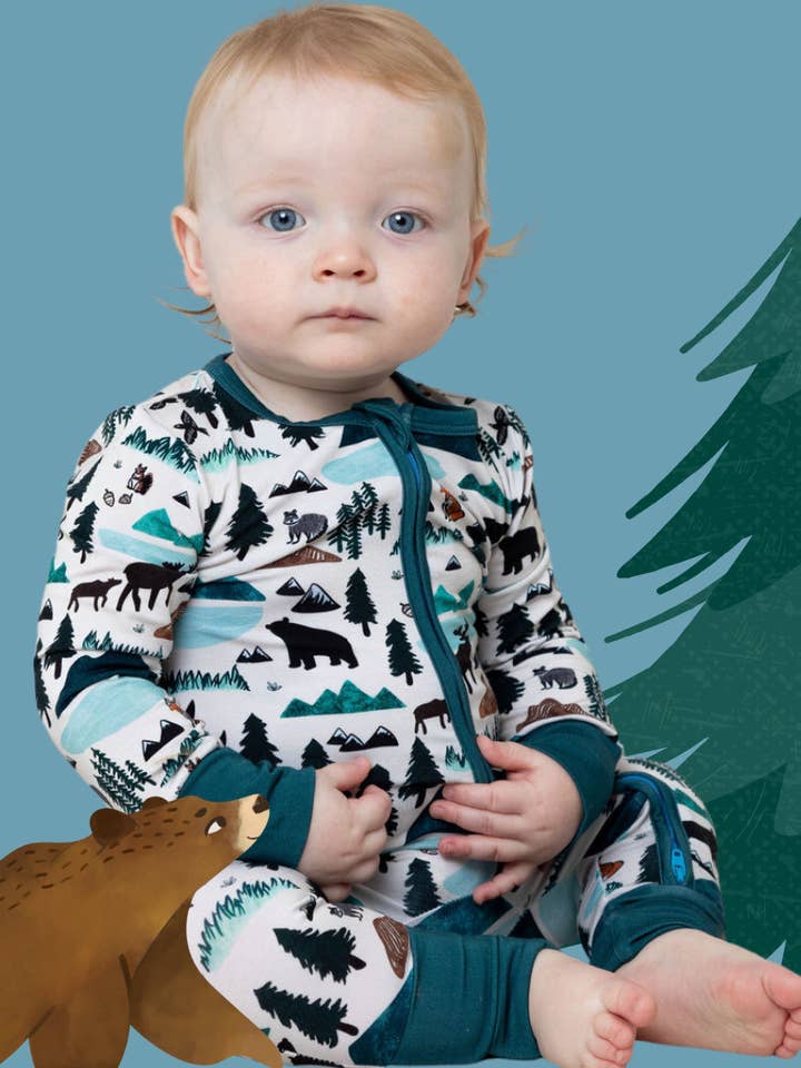 Pijama de bambú para bebés, cama de bambú, Into The Wild para venta al por mayor de Bird & Bean®