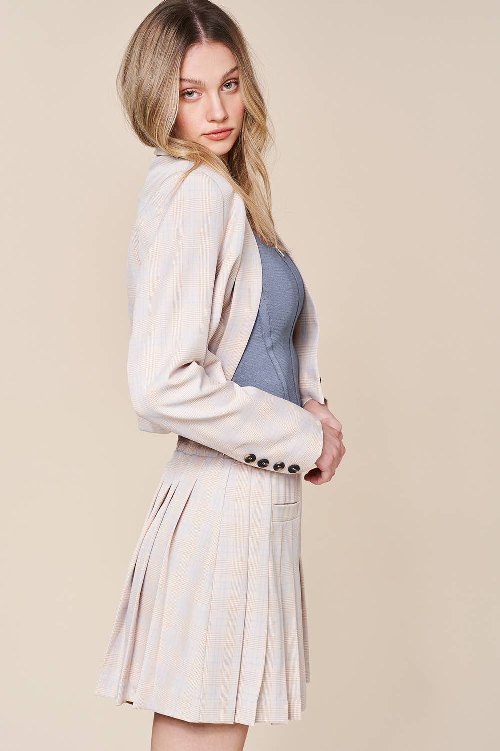 Listicle - Wholesale Top & Short Set (NOT Loungewear) - Women's - Plaid Cropped Blazer & Pleated Skort Set LSET12533