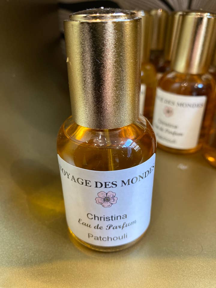 Christina Patchouli Eau de Parfum for wholesale by Voyage des mondes