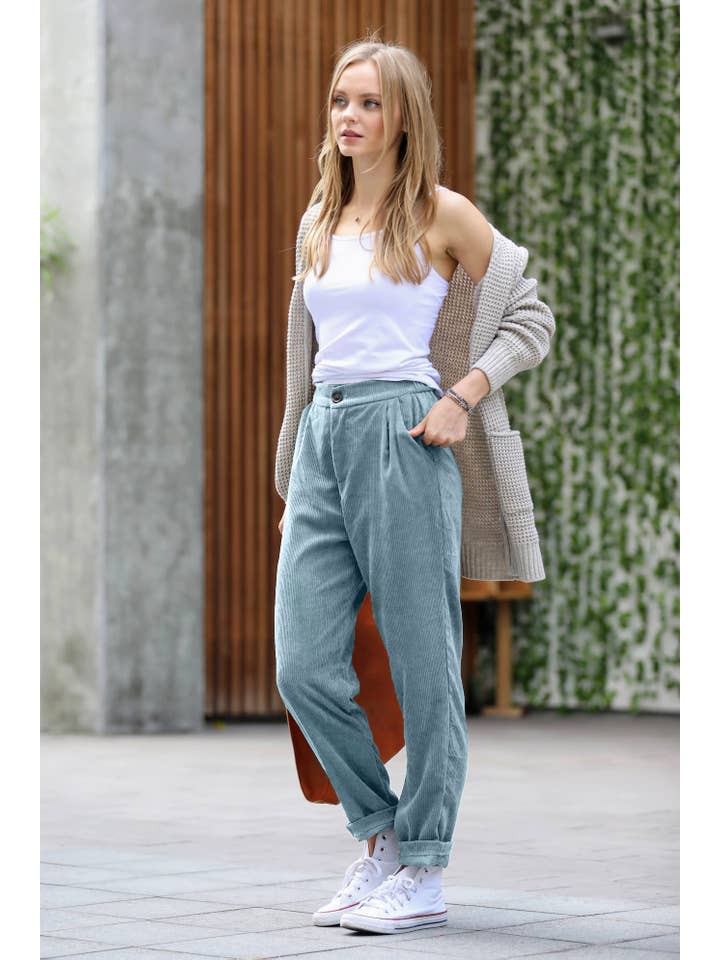 42POPS - Venta al por mayor Pantalones - Mujer - PANTALONES DE PANA DE TIRO ALTO CON BOLSILLOS16