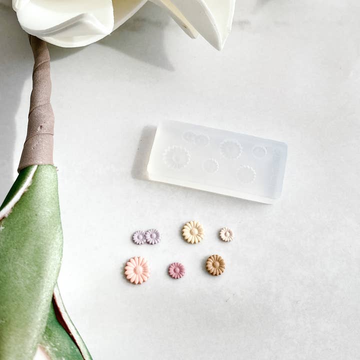 Tera Clay - Wholesale Craft Supplies - Micro Floral Mold 173