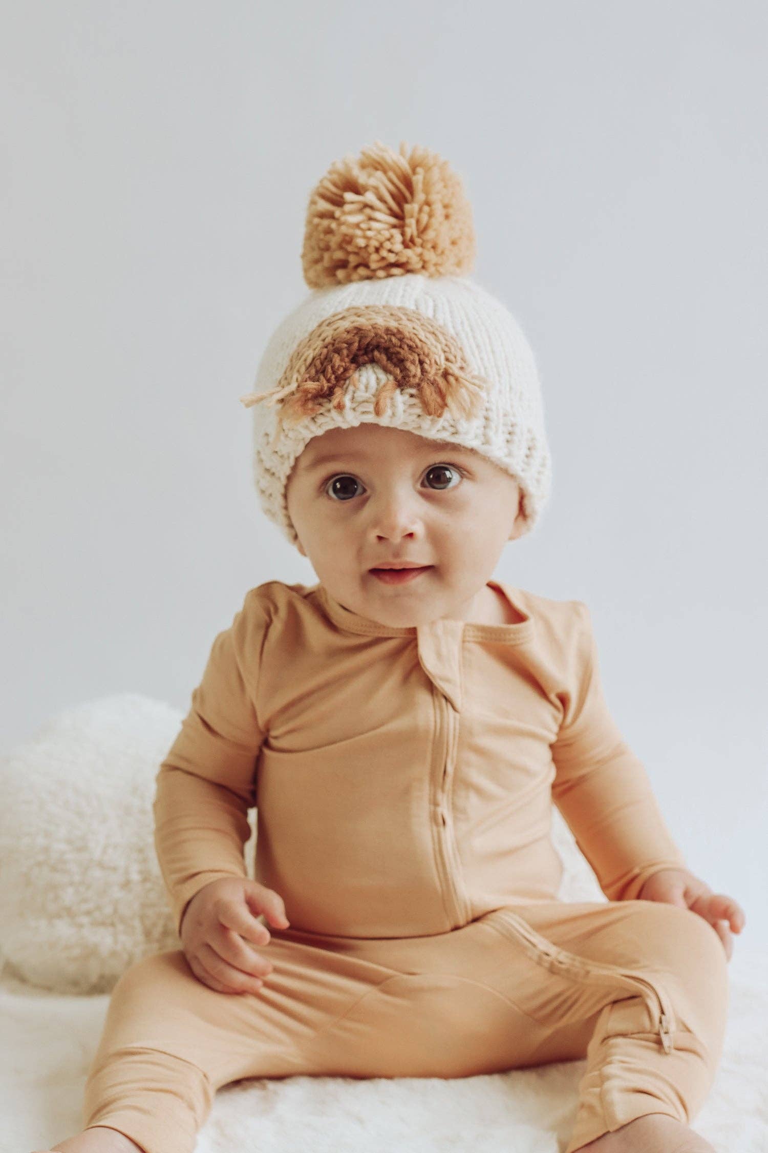 Clover and Bear - Wholesale Jumpsuit - Baby - Bamboo Onesie | Cosy Tan1