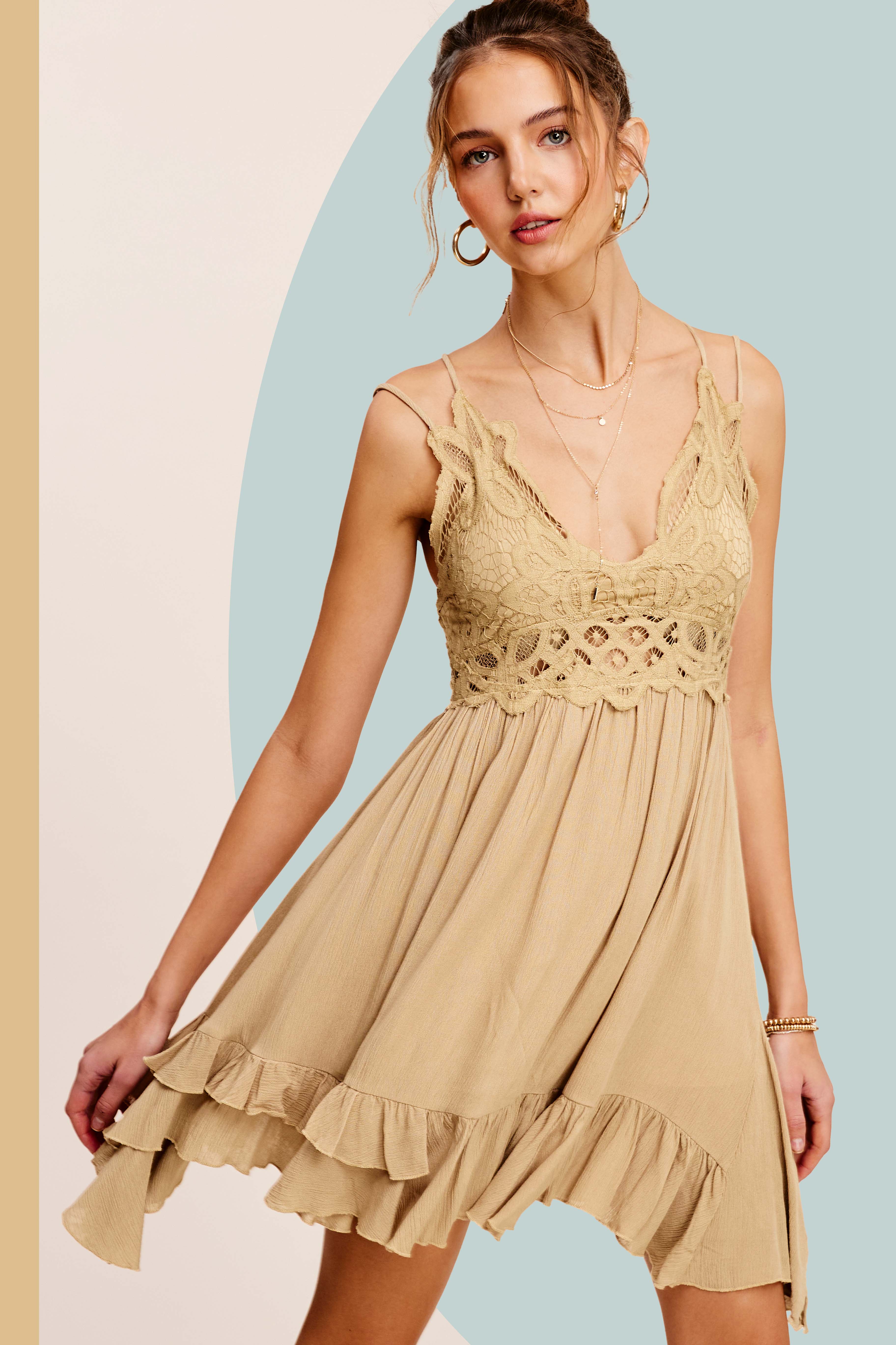 La Miel - Vendita all'ingrosso Vestito - Donna - Abito mini con bralette senza maniche e bordatura in pizzo all’uncinetto HUD908925