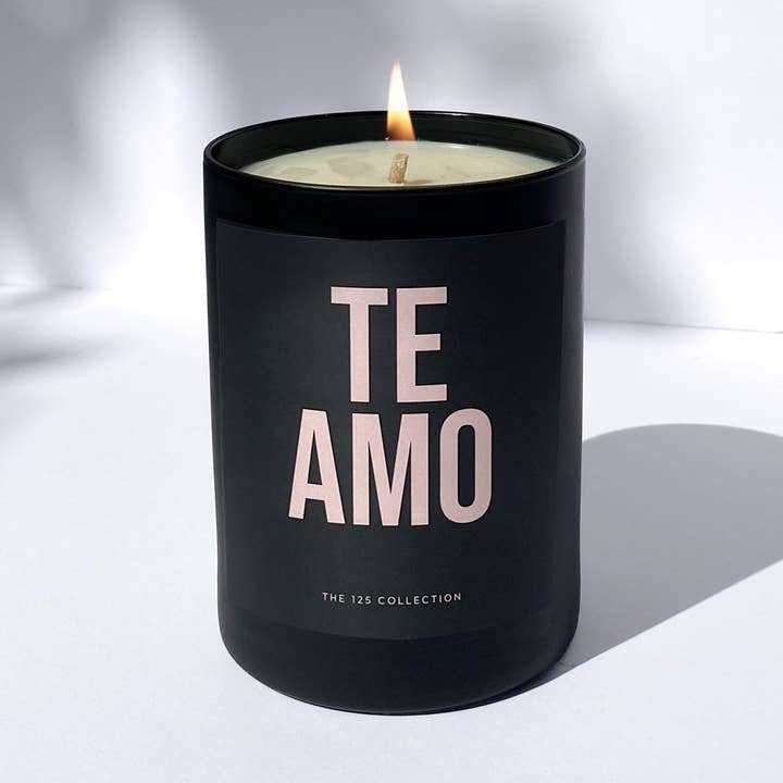 Te Amo Candle for wholesale by The 125 Collection