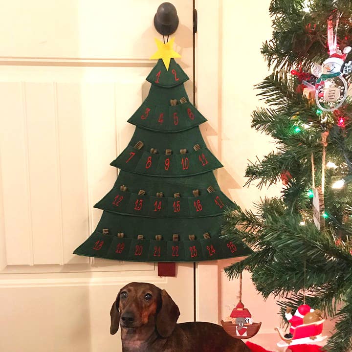 Midlee Designs - Wholesale Advent Calendar - Midlee Christmas Tree Advent Calendar for Dogs