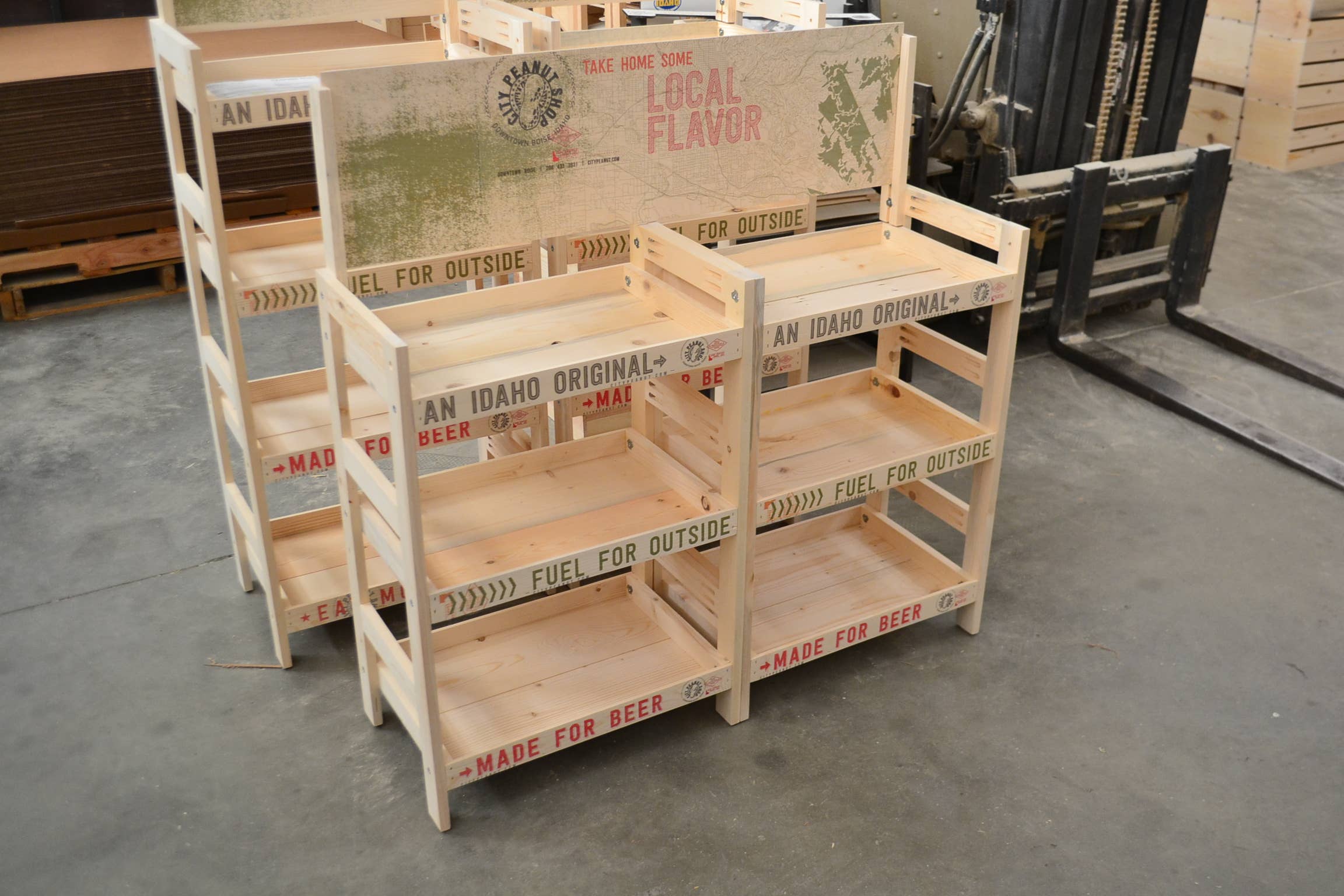 Poole & Sons Inc. - Wholesale Retailer Display Stand/Case - Wooden 4 Tier End-Cap Display6