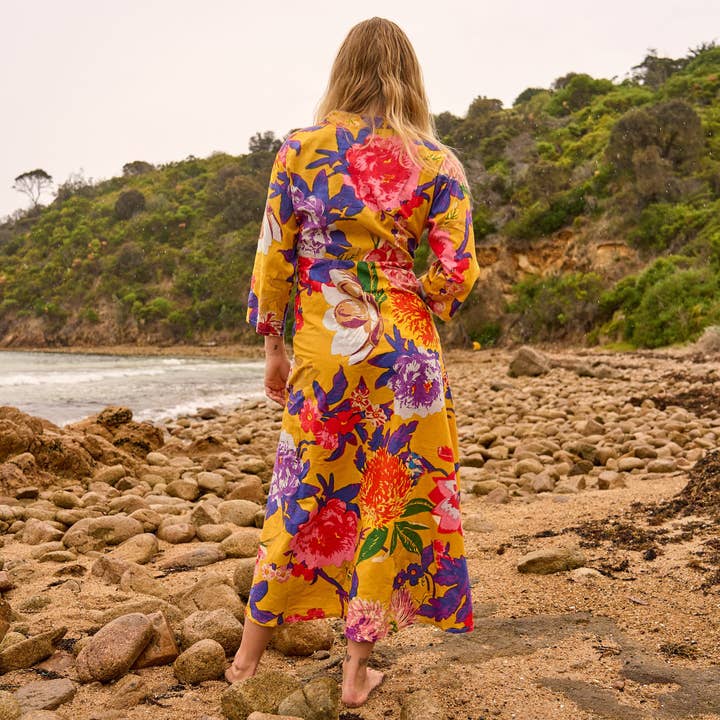 Glamthread - Wholesale Dress - Women's - Sunset Florals Cotton Maxi Dress – Bold Floral Statement in Luxe Comfort2