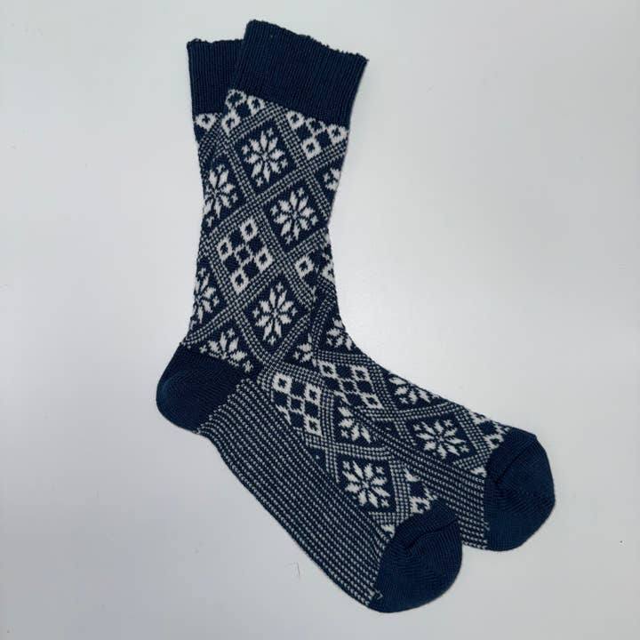 Jacquard Snowflake Cotton Blend Socks SKM002 for wholesale by Socks Kick