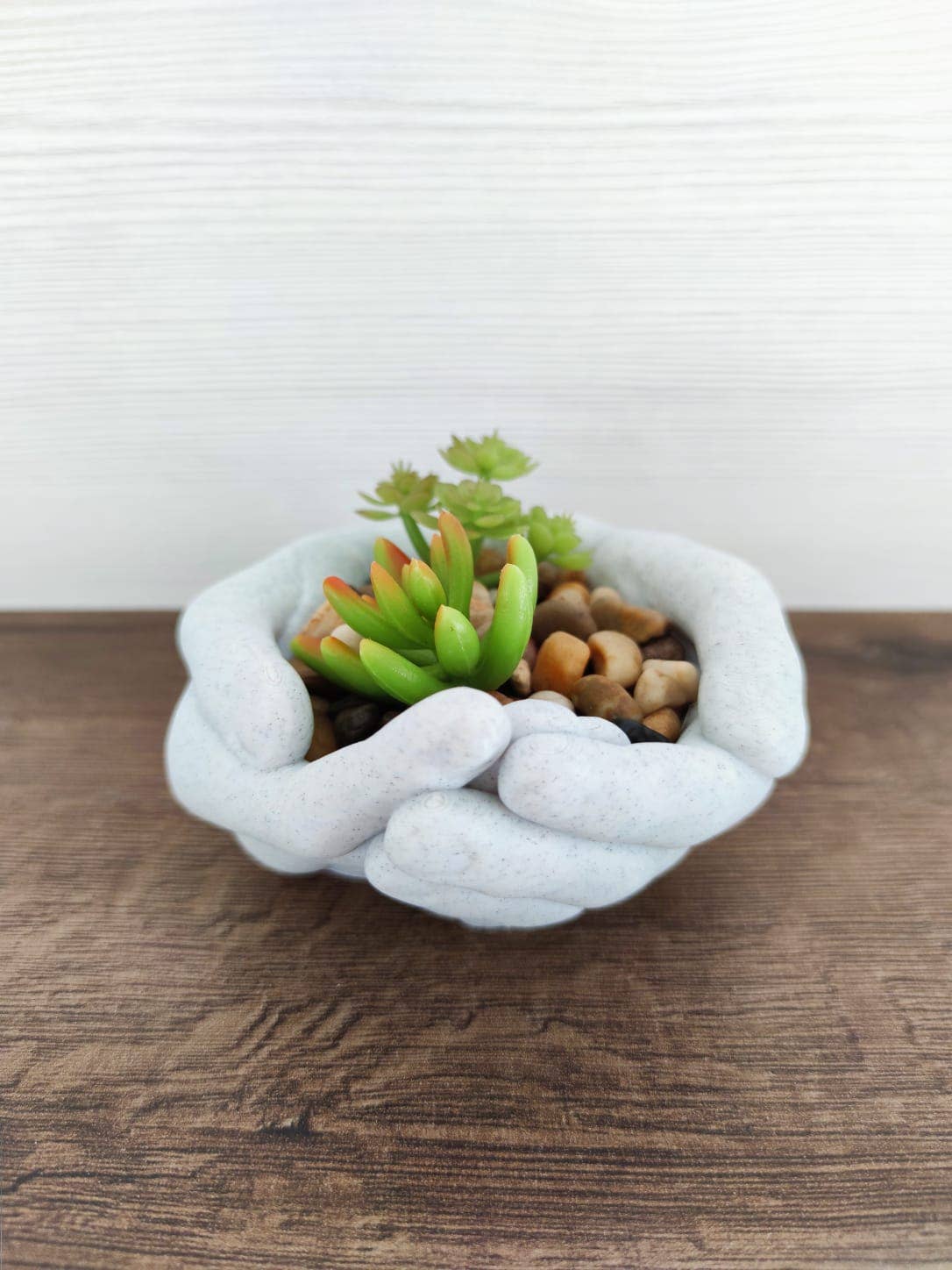 3DROOTS - Venta al por mayor Macetas - Maceta con forma de manos humanas1