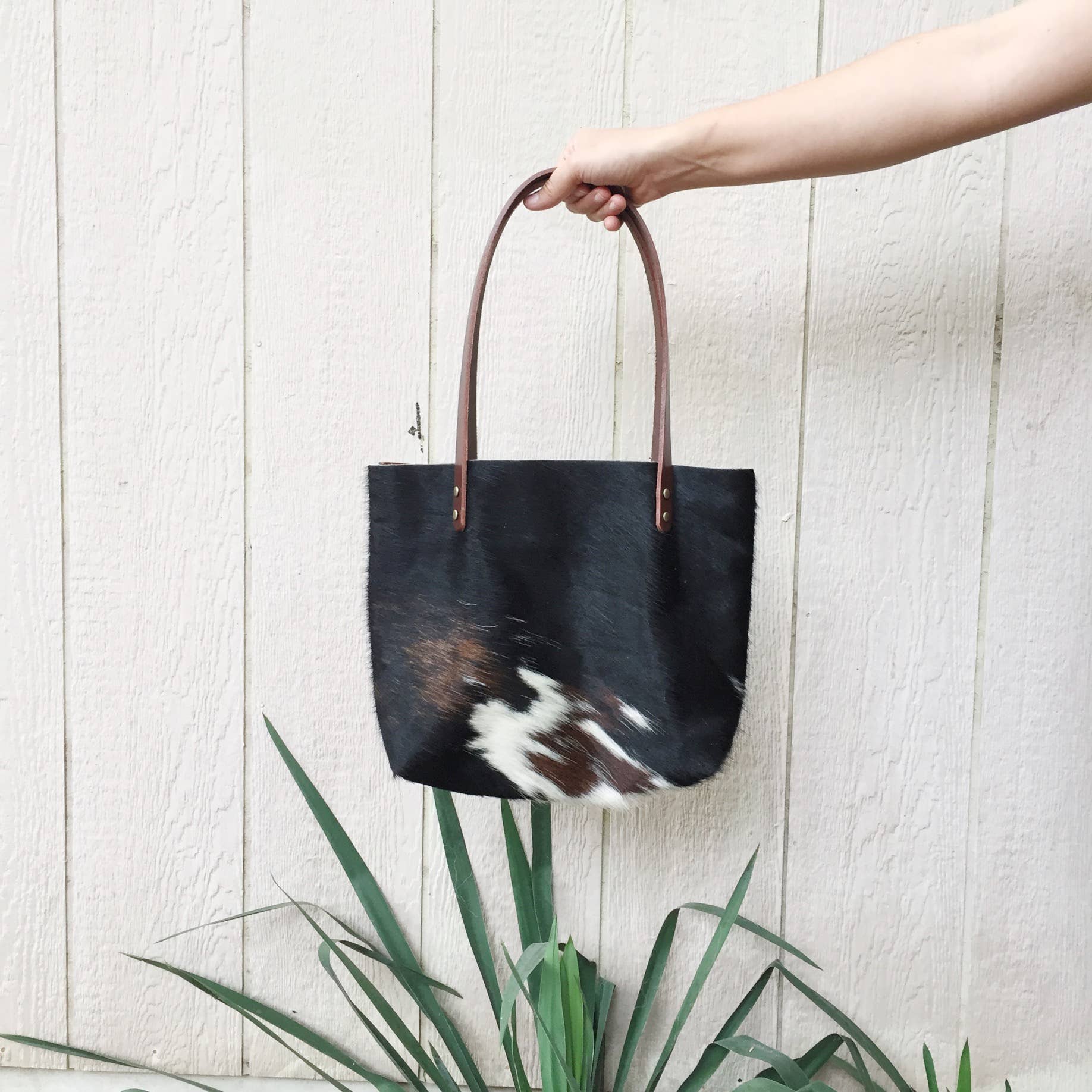 Hawks & Doves - Wholesale Tote Bag - Women's - Cowhide Tote Short10